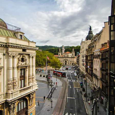 Hotell Petit Palace Arana Bilbao