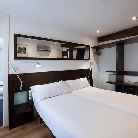 Petit Palace Arana 3* Bilbao