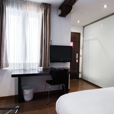 Petit Palace Arana 3* Bilbao