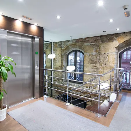 Petit Palace Arana