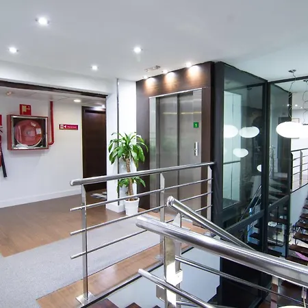Petit Palace Arana Hotel