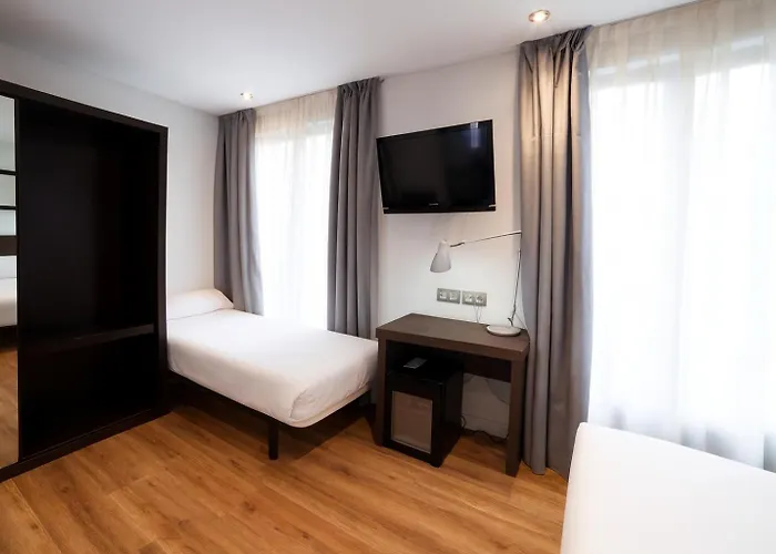 Petit Palace Arana 3*