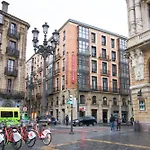 Petit Palace Arana Hotel