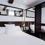 Petit Palace Arana Hotel 3*
