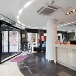 Petit Palace Arana Hotel