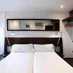 Petit Palace Arana Hotel 3*